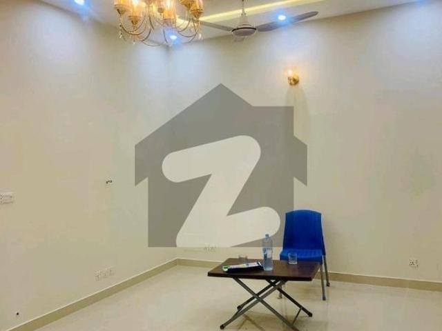 D 12 House For Rent Sized 1800 Square Feet D 12