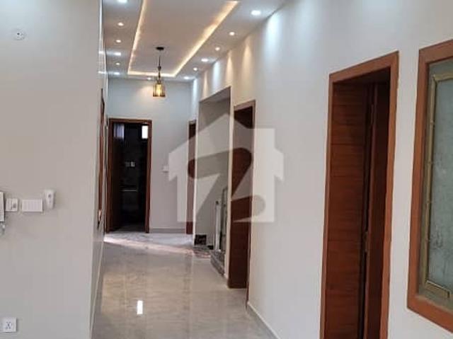D 12 House for sale