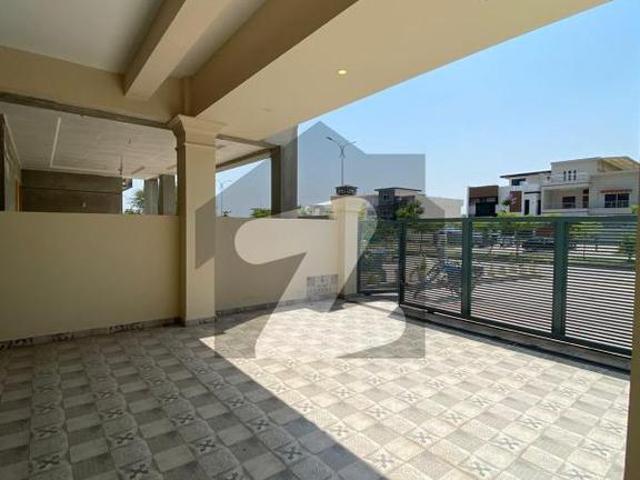 D 12 Islamabad 1 Kanal House For Rent 5 Bed With Washroom Drawing Room Dining Tv Lounge 2 Kitchen Servant Room Parking Gas Electric D 12
