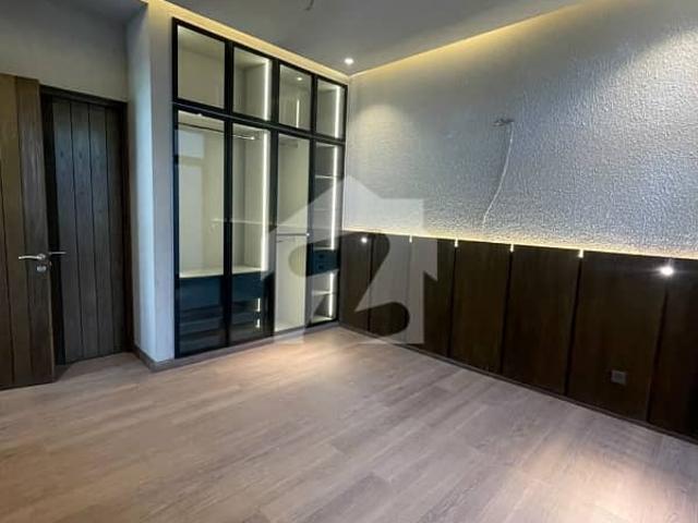 D 12 2 Brand New Modern Designer House For Rent