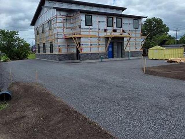D 5 Sienna Avenue, Belleville Ward, ON, K8P 4G5 investment for lease | Listing ID X13461 | Royal LePage