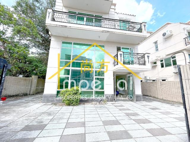 大方四正飽覽山景X 獨立樓梯 近西鐵及大欖隧道 【三樓連天台】