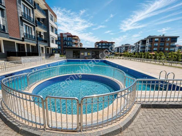 Dağlı Gayrimenkul'den|2+1|siteiçi Havuzlu|çift|banyo|kiralıık|!
