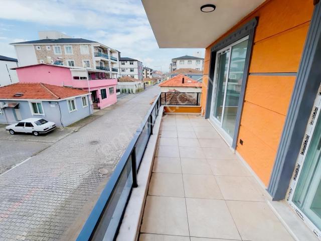 Dağlı !gayrimenkul'den 3+1 Cadde Üzeri Arakat Sıfır Daire!