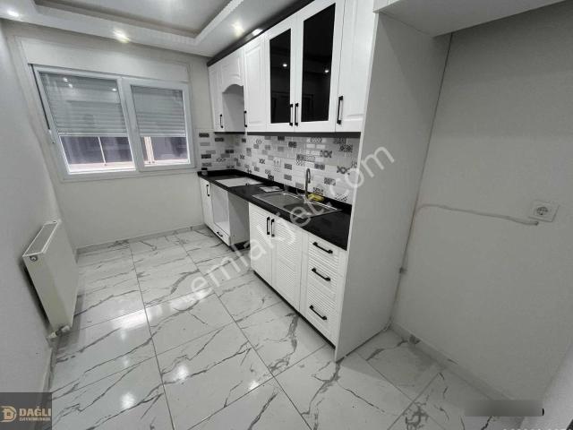 Dağlı Gayrimenkul'den|3+1|kiralık Cadde|üzeri|ara|kat|daire!