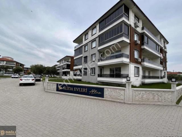 Dağlı Gayrimenkul'den|3+1|siteiçi| Sahilyolu|üzeri|kiralık|daire