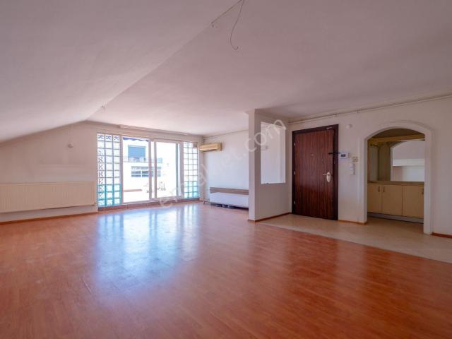 Dağıstan Gayrimenkul Adakale Bölgesi Kiralık 2+1 120m2 Daire