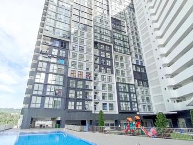 Damai Vista Condo Cheras CORNER UNIT Facing swimming pool