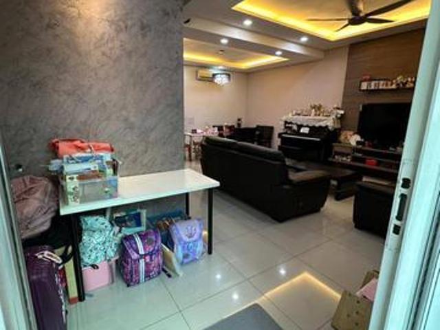 Damai ResidenceKemuning Utama 2 Storey Renovated House for Sale