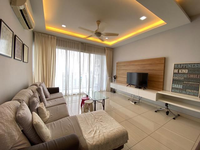 Damansara Foresta 3 Bedroom Well kept unit with stunning view