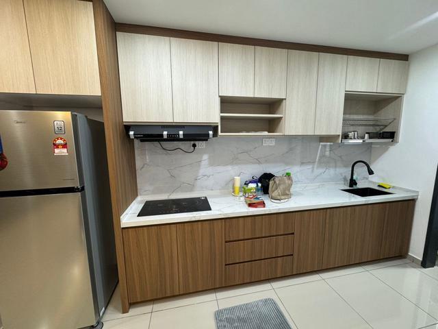 DAMANSARA FEW MIN FROM HEXTAR MALL and 1 Utama shopping Mall