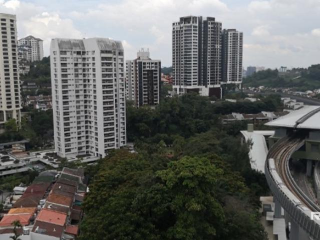 Damansara height studio without kitchen for rent @ rm1000 only !