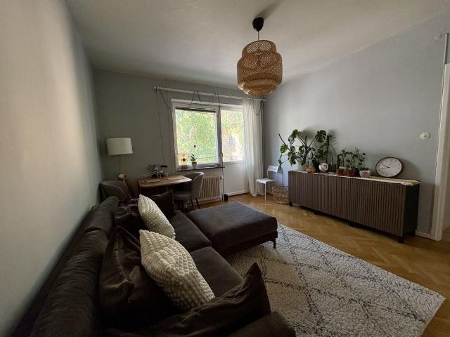 Damastvägen, Bromma