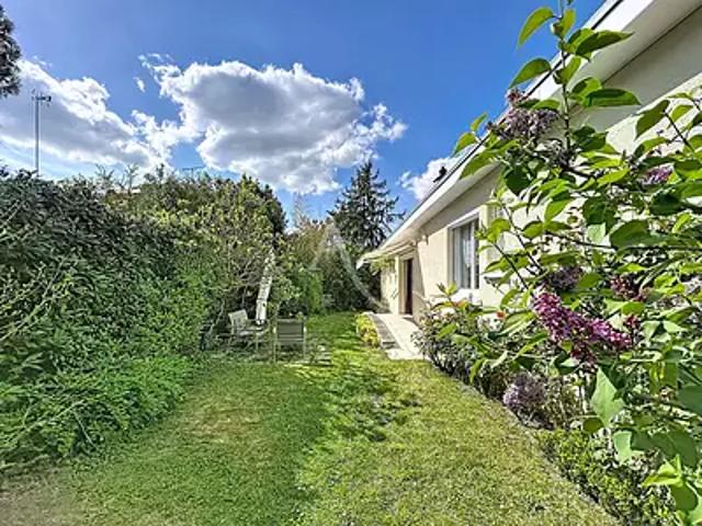 Dammarie les Lys 77190 Achat / Vente maison 7 pièces t7 au dernier étage cave
