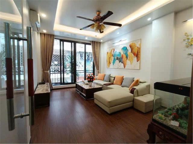 DÂN XÂY Phân lô Ngọc Lâm 40m, 5 tầng, nhỉnh 11.5 tỷ, Ngõ thông bàn cờ, 2 Ôtô tránh, Kd, 2 thoáng