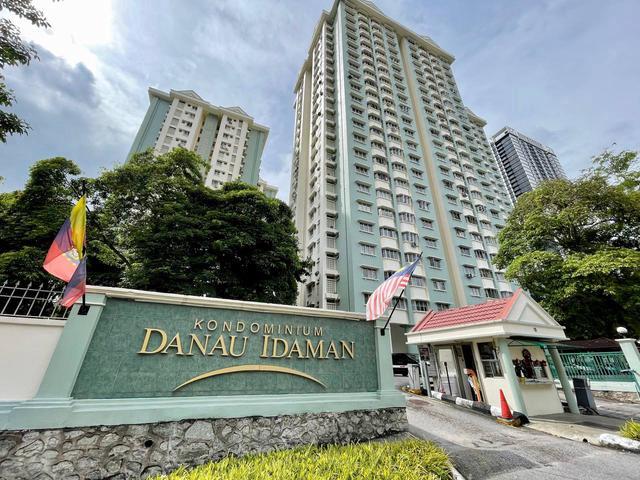 Danau Idaman Taman Desa Kuala Lumpur