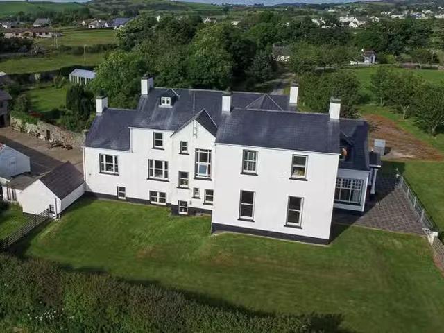 Danby House, Rossnowlagh Road, Ballyshannon, Co. Donegal, F94P.
