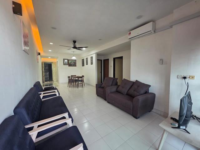 Danga View Apt 1038sf Good Condition Freehold GG Ready Tenant JB