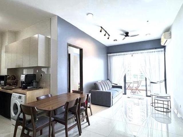 Danga Bay Bay Laurel With Fully Furniture For Rent