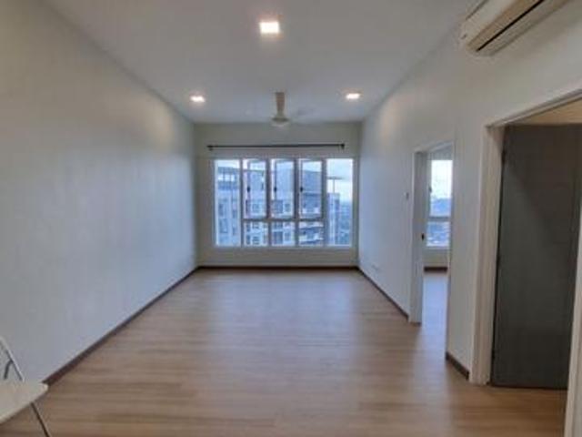 Danga Bay Tropez Residence 11 bed 1 bath Partially Furnished near CIQ