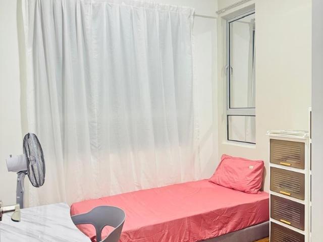 Dangabay Single Bedroom CIQ 11mins