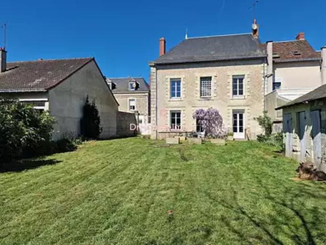 Dangé Saint Romain 86220 Achat / Vente maison 8 pièces t8 parking