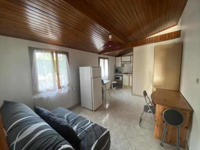 Dans maison du propriétaire, Studio Meublé rénové