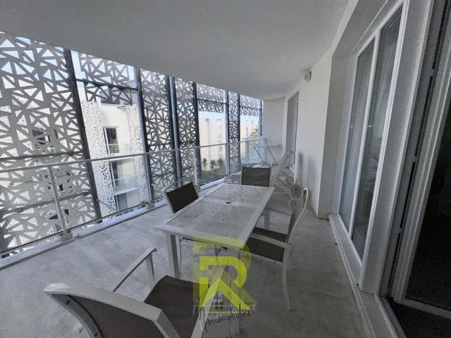 Dans charmante résidence de vacances, beau T2 de 53m2 utiles. 33m² Agde Cap d'Agde