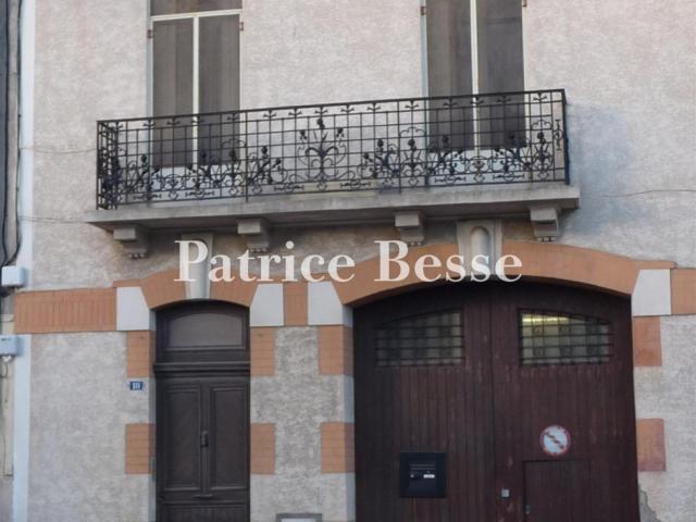 Dans l'arrière pays de l'Hérault, entre Béziers et Montpelli. 190m² Clermont l'Hérault