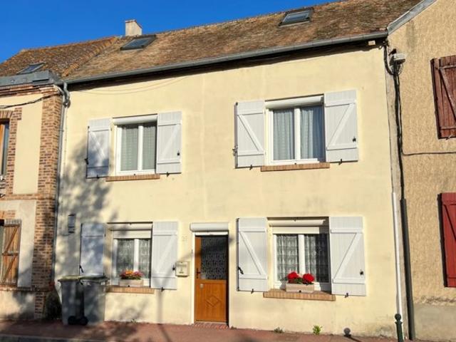 DANS PACY MAISON DE VILLE