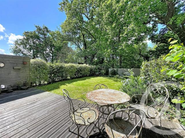 Dans un environnement bucolique et recherché, à proximité im. 83m² Arradon