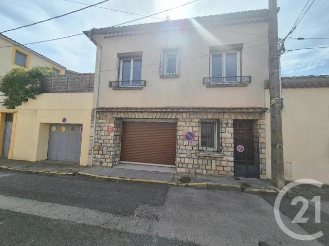 Dans un quartier recherché idéalement situé à proximité à pi. 112m² Carcassonne