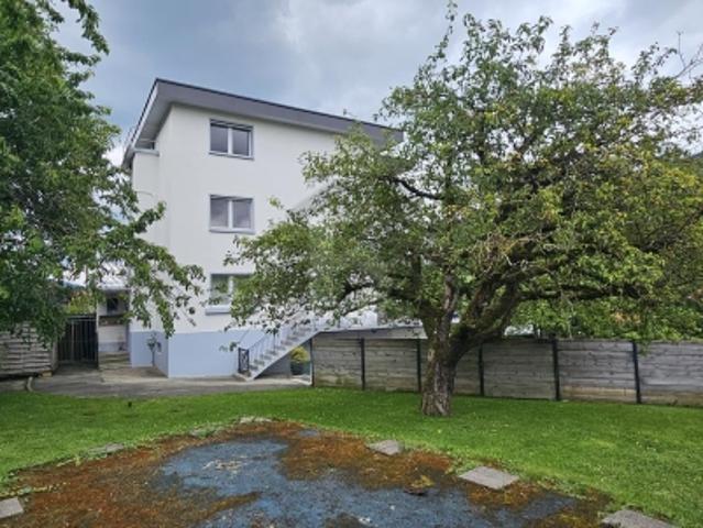DANS UN QUARTIER RÉSIDENTIEL AU CALME