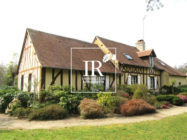 DANS VILLAGE DE CHARME PROCHE LAMOTTE