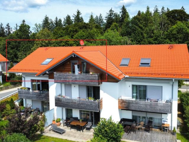 Dachgeschosswohnung mit Bergblick in ruhiger & zentraler Lage von Holzkirchen
