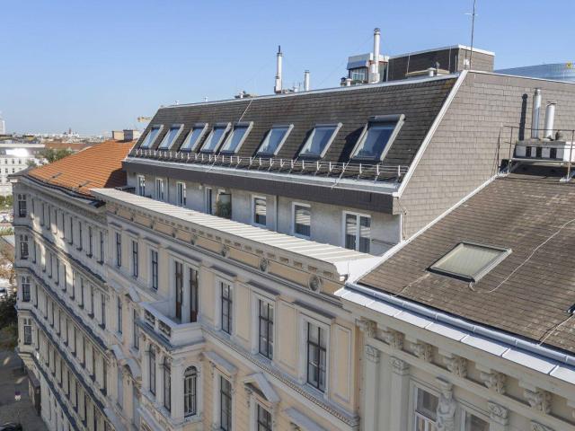 Dachgeschosswohnung im Börseviertel * Licht, Lage und Wiener Flair
