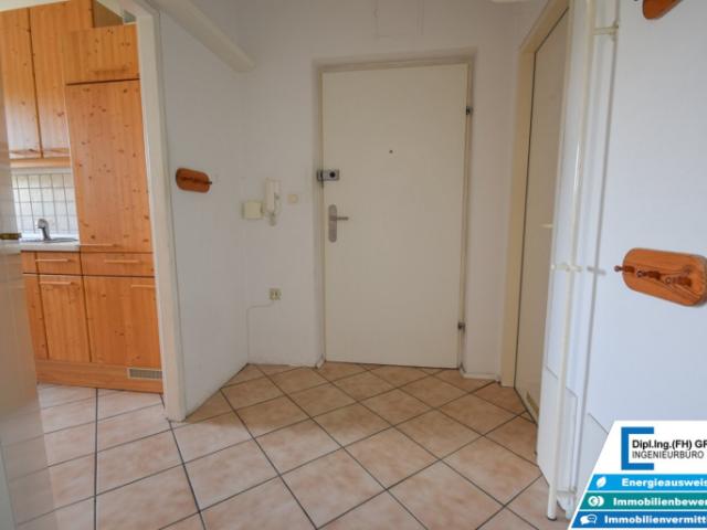 Dachgeschosswohnung in Toplage an der Traun – 3 Zimmer, Loggia & Lift in Thalheim bei Wels
