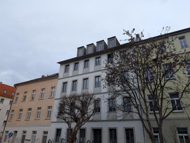 Dachgeschosswohnung in zentraler Lage einzeln oder im Paket!