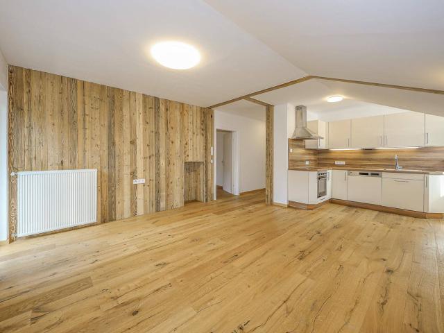 Dachgeschosswohnung in zentraler Lage