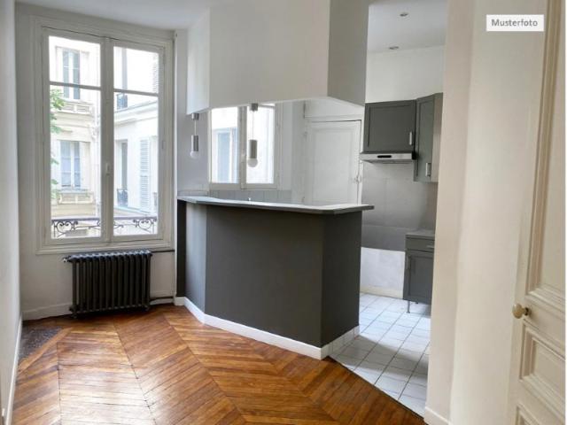 Dachgeschosswohnung in 33611 Bielefeld, Beckhausstr