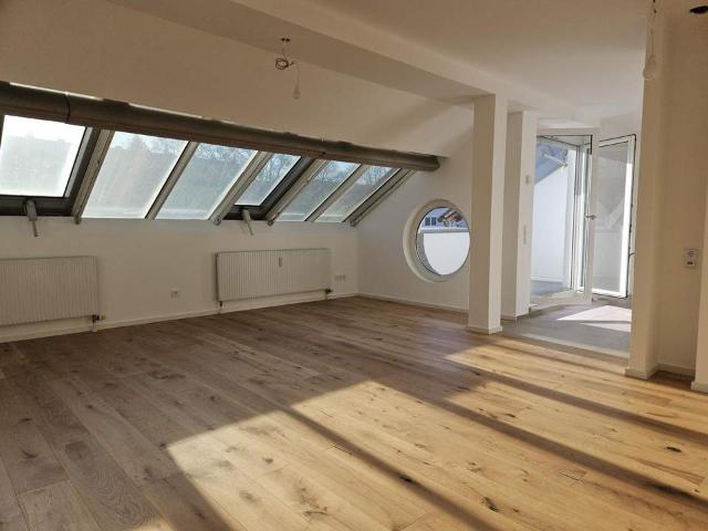 Dachgeschoßwohnung Linz Froschberg