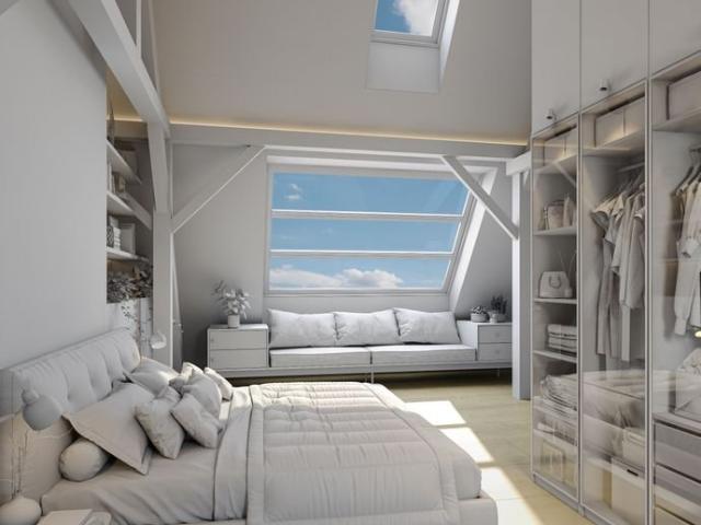 Dachgeschoss Wohnung in prächtigem Stil Altbau