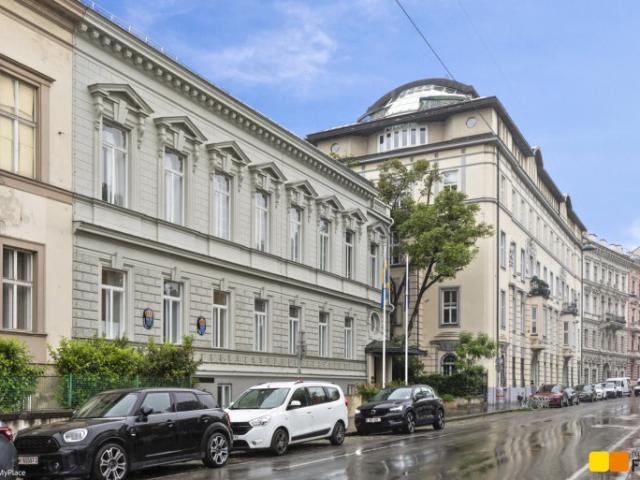 Dachgeschossmaisonette mit unglaublicher Aussicht in Bestlage
