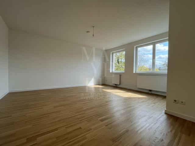 Dachmaisonette mit Terrasse in gepflegten Altbau 1 Schlafzimmer