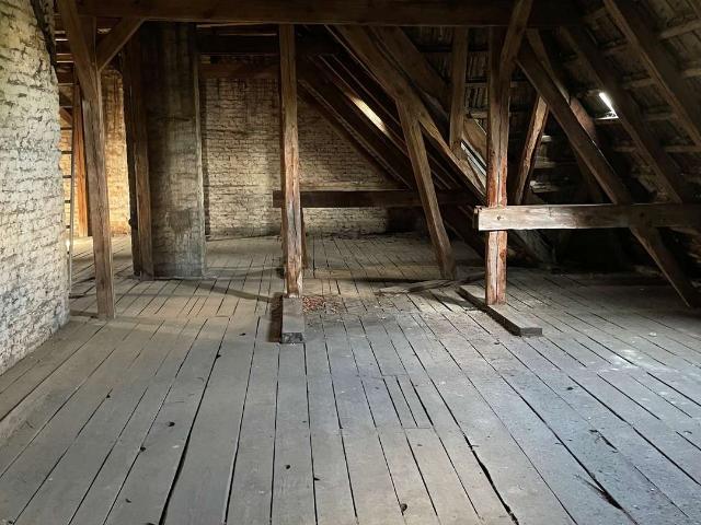 Dachrohling zum Ausbau von vier einzigartigen Wohnungen in Berlin Wilmersdorf