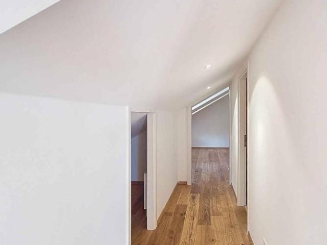 Dachwohnung 4.5 Zimmer