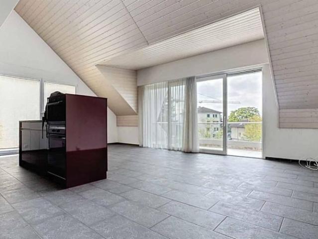 Dachwohnung 5.5 Zimmer