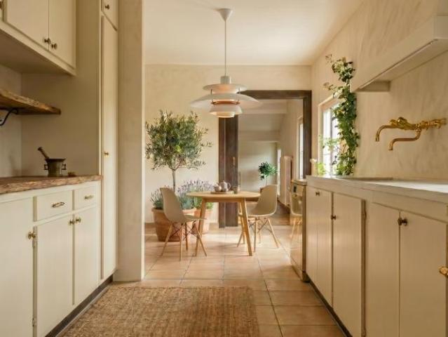 Dachwohnung 2.5 Zimmer