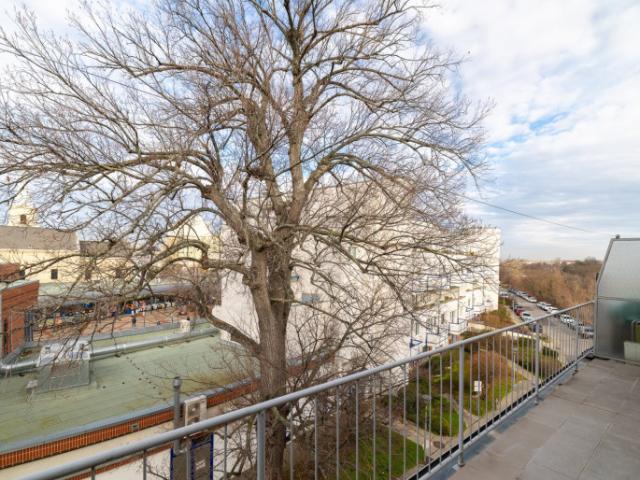 Achtung kaufanbot liegt vor! PREISHIT | 2 Zimmer Dachterrassenwohnung in Schwechat | direkt beim Einkaufszentrum | voll möbliert | WG geeignet | EUR 179.000