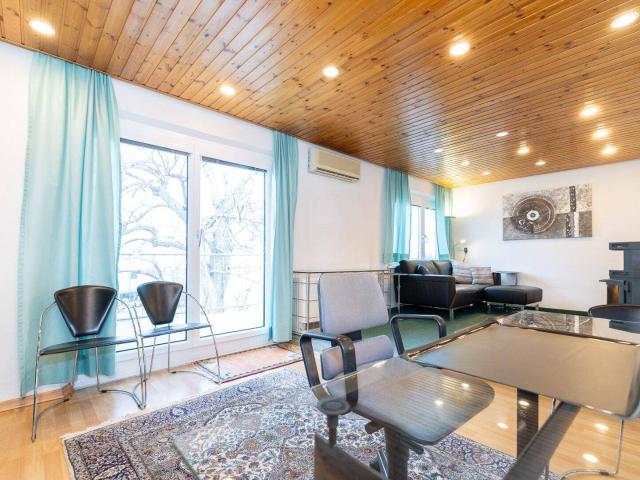 PREISHIT | 2 Zimmer Dachterrassenwohnung in Schwechat | direkt beim Einkaufszentrum | voll möbliert | WG geeignet | EUR 179.000